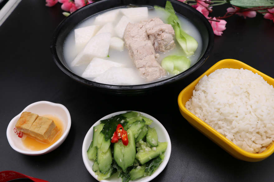 上海浓汤炖骨饭培训